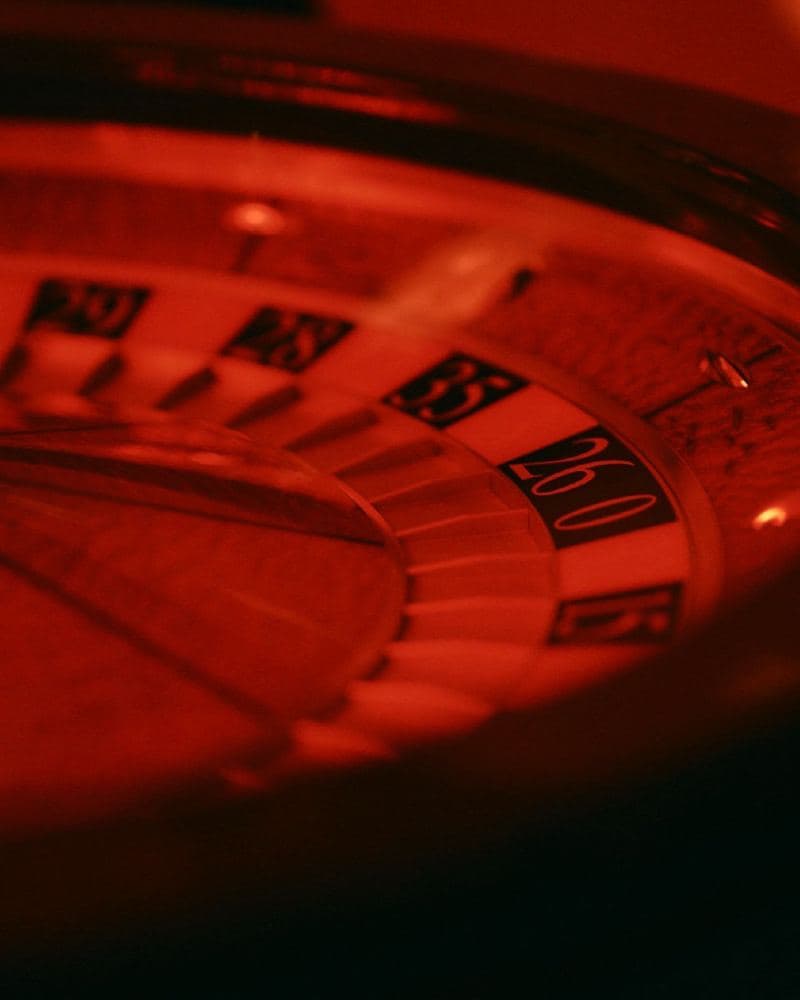 Ruleta de casino en rojo