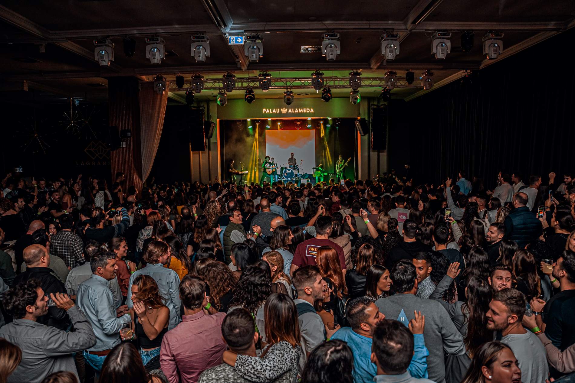 Foto la gran sala en Palau Alameda